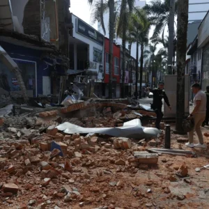 presidente-de-colombia-confirma-111-muertos-por-terremoto-7,4:-van-87-personas-heridas