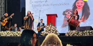 Salomón le da el último adiós a su salvadora Lenny Ruiz Fernández salomon-le-da-el-ultimo-adios-a-su-salvadora-lenny-ruiz-fernandez