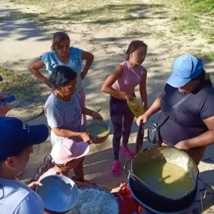 activan-ollas-comunes-tras-el-terremoto-en-colombia