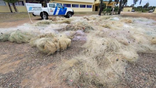 destruyeron-17-km-de-redes-utilizadas-para-la-pesca-ilegal-en-termas-de-rio-hondo