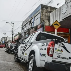 trabajador-despedido-reclamo-por-haberes-adeudados:-el-exjefe-lo-subio-a-una-camioneta,-lo-golpeo-con-un-bate-y-le-hizo-borrar-chats