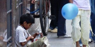 La UCA advirtió por la incertidumbre económica y mostró los límites de la asistencia para la pobreza infantil la-uca-advirtio-por-la-incertidumbre-economica-y-mostro-los-limites-de-la-asistencia-para-la-pobreza-infantil