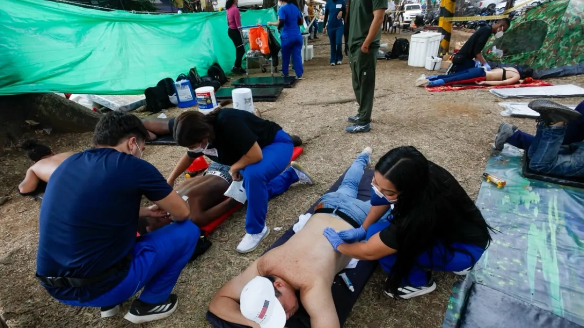 manos-que-alivian-tras-el-terremoto:-la-historia-de-la-brigada-de-salud-que-asiste-a-los-rescatistas-y-voluntarios-exhaustos-en-cali