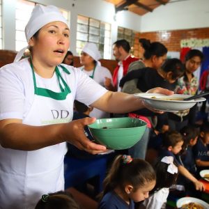 santi-pena-hace-un-balance-a-tres-anos-de-gobierno-y-pondera-la-tembiu-en-las-escuelas