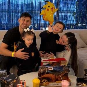 (galeria)-el-primer-hijo-de-adam-bareiro-festejo-con-todo-su-cumple!