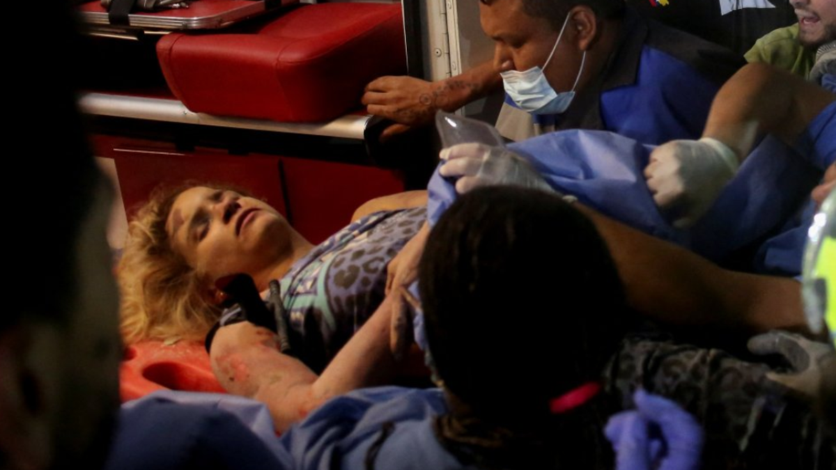 muere-daniela-largo,-la-mujer-rescatada-tras-pasar-36-horas-atrapada-en-los-escombros-por-el-terremoto-en-colombia
