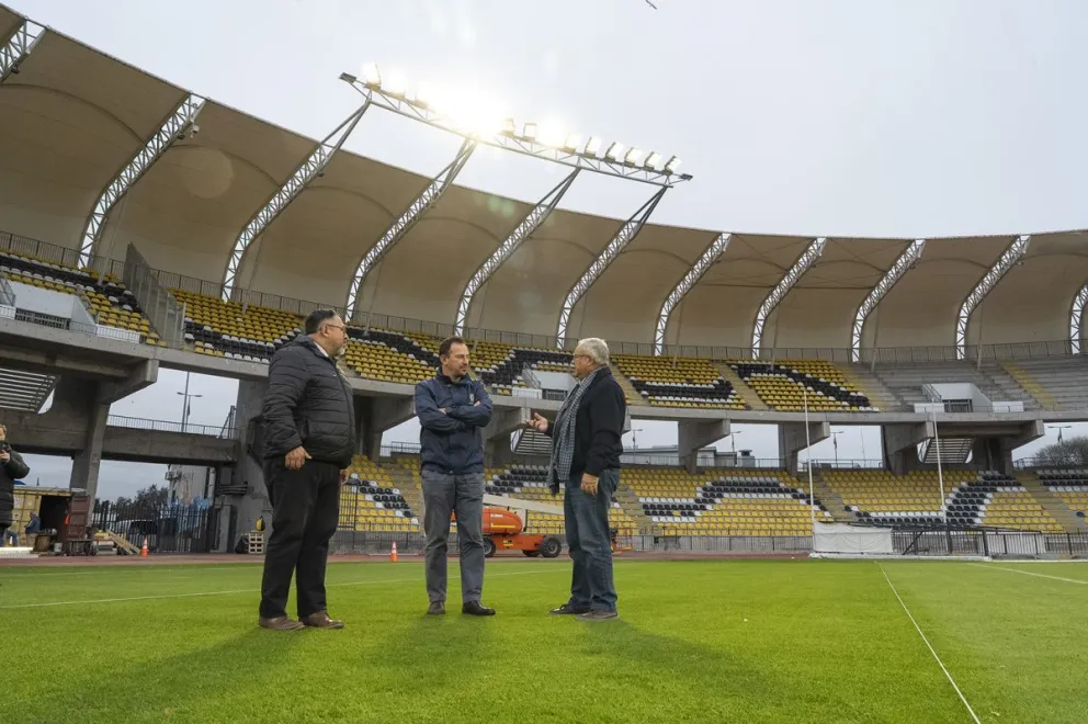 autoridades-supervisan-estadio-porteno-ante-encuentro-contra-platense