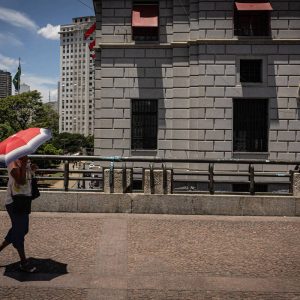 temperatura-volta-a-subir-neste-domingo-(16)-e-sao-paulo-tem-previsao-de-veranico