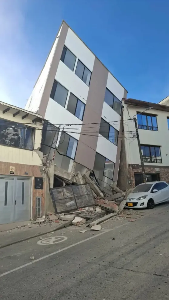 terremoto-de-7,4:-edificios-con-danos-en-varias-ciudades-de-colombia