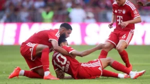 el-mundialista-musiala-se-desplomo-en-pleno-partido-del-bayern