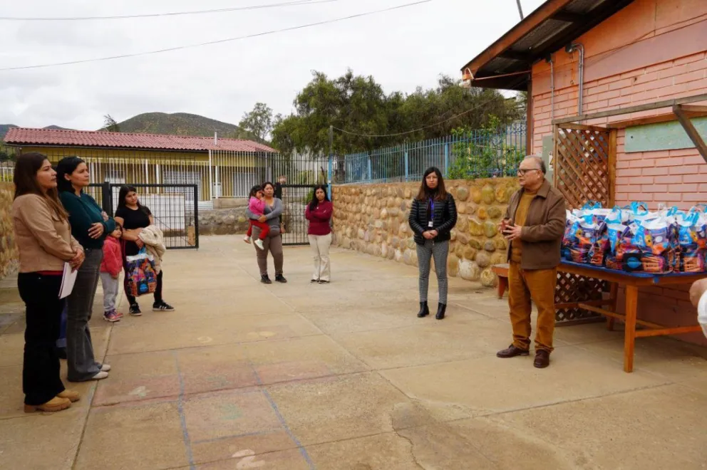 colegio-quebrada-de-talca-busca-volver-a-clases-con-apoyo-de-estanque-de-agua-potable