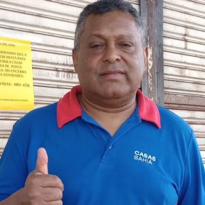 ‘foi-daqui-que-tirei-o-meu-sustento’:-demitidos-da-casa-bahia-falam-nas-redes-sociais