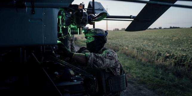 guerre-en-ukraine:-au-coeur-de-la-nuit,-avec-le-regiment-de-drones-qui-frappe-durement-moscou