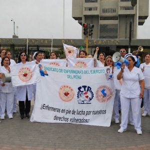 trabajadores-de-salud-del-ejercito-advierten-planton-masivo-por-reclamos-pendientes:-”han-pasado-13-anos”