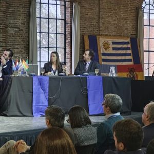 la-hidrovia-y-sus-carencias:-privados-reclamaron-mejoras-en-costos,-navegacion-y-organos-de-conduccion