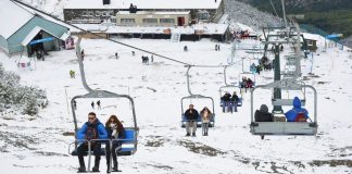 Fin de semana largo: viajaron más turistas, pero cayó el gasto real fin-de-semana-largo:-viajaron-mas-turistas,-pero-cayo-el-gasto-real