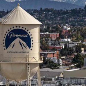 paramount-reclame-une-caution-de-1,9milliard-de-dollars-aux-douzeetats-americains-sopposant-a-sa-fusion-avec-warner-bros