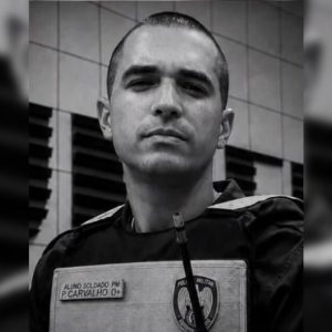 policial-e-morto-a-tiros-apos-ter-arma-tomada-por-criminoso-durante-abordagem