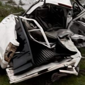 cuatro-personas-murieron-en-un-accidente-de-transito-en-treinta-y-tres-luego-de-chocar-de-frente-contra-un-camion