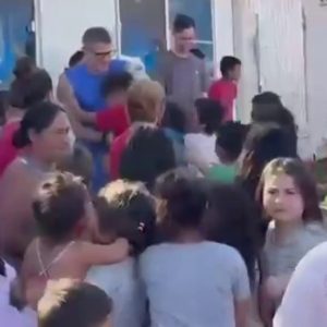 (video)-el-pirata-del-ciclon-dio-un-alegron-a-los-peques!