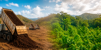 Al menos 30 camiones de pulpa de café fueron cubiertos en un terreno seco de Costa Rica: 2 años después, el paisaje de América Latina lucía irreconocible al-menos-30-camiones-de-pulpa-de-cafe-fueron-cubiertos-en-un-terreno-seco-de-costa-rica:-2-anos-despues,-el-paisaje-de-america-latina-lucia-irreconocible