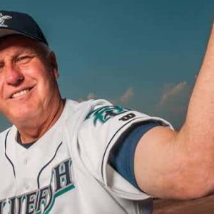 tommy-john,-el-exlanzador-cuya-cirugia-revoluciono-el-beisbol,-fallece-a-los-83-anos