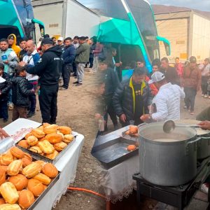 policia-lleva-comida-a-transportistas-varados-por-derrumbes-en-la-panamericana-sur-de-arequipa
