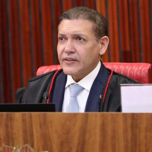 tse-encerra-acao-do-pt-apos-desistencia-e-destrava-repasses-do-fundo-eleitoral