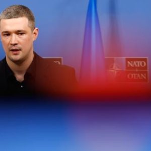 en-direct,-guerre-en-ukraine:-mykhailo-fedorov,-le-populaire-ex-ministre-de-la-defense-ecarte-par-volodymyr-zelensky,-demande-douvrir-la-voie-a-des-elections