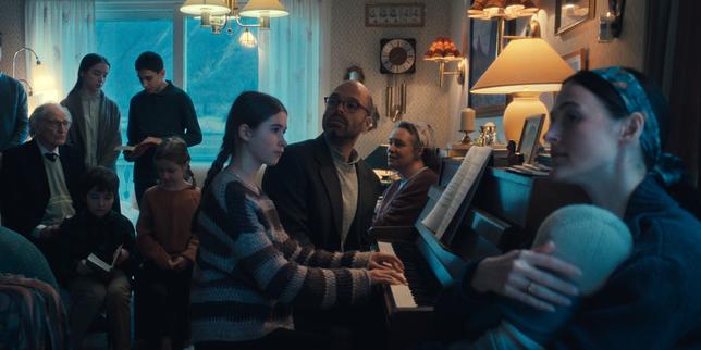fjord,-palme-dor-2026:-cristian-mungiu-prete-le-prestige-du-cinema-au-registre-de-la-lutte-contre-le-politiquement-correct