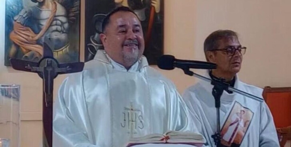 un-cura-atropello-a-tres-jovenes-y-huyo:-dijo-que-no-advirtio-el-choque-porque-iba-con-la-musica-alta