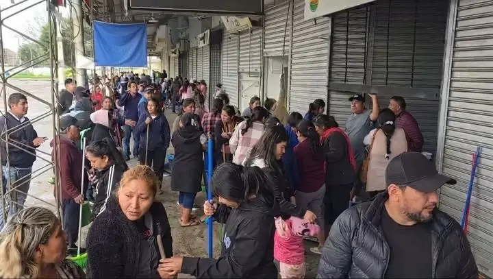 feria-barrio-lindo-retoma-sus-ventas-tras-incendio