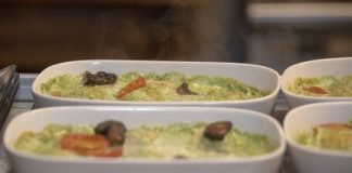 Entre la tierra y las nubes: así se cocina el menú que se disfruta a 10.000 m de altura entre-la-tierra-y-las-nubes:-asi-se-cocina-el-menu-que-se-disfruta-a-10.000-m-de-altura