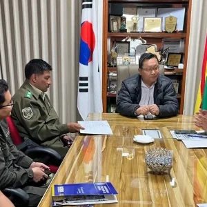 la-ucebol-y-la-policia-sellan-acuerdo-por-la-seguridad-ciudadana