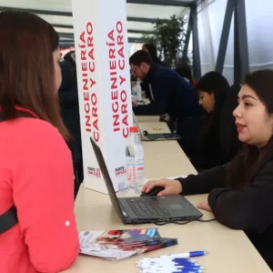 feria-punto-empleo:-mas-de-2.500-vacantes-ante-9,4%-de-desocupacion