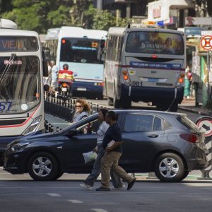 im-anuncia-cambios-en-radares,-estacionamientos-y-omnibus:-las-nueve-medidas-para-mejorar-el-transito-en-la-capital