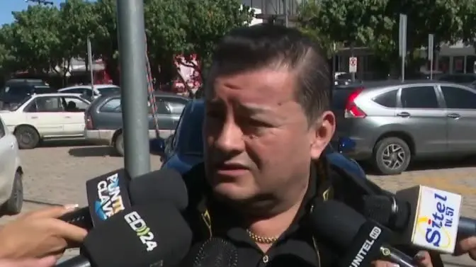 jhonny-fernandez-se-presenta-a-declarar-por-presunta-manipulacion-informatica