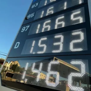 alzas-en-bencinas:-hacienda-preve-nuevos-impactos-en-el-diesel