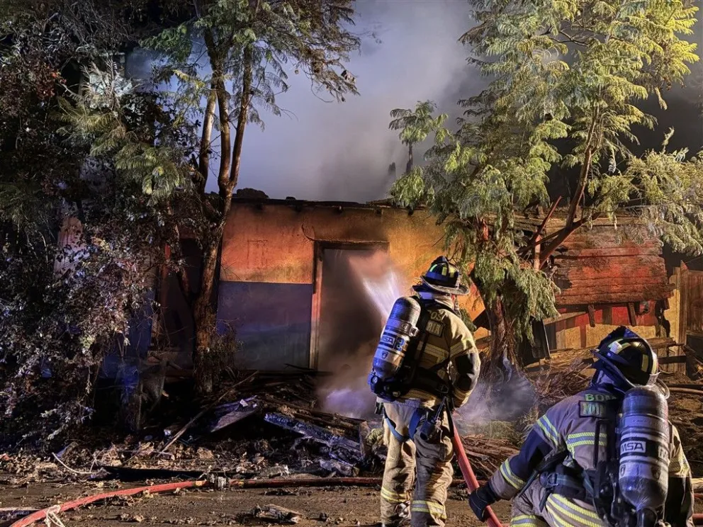 incendio-consume-por-completo-vivienda-en-localidad-de-las-mollacas