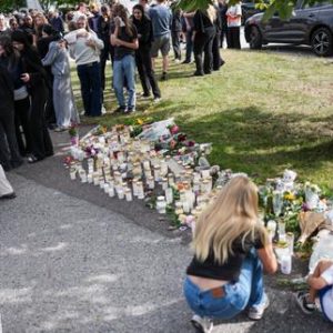 en-suede,-la-victime-tuee-dans-une-attaque-a-lepee-dans-un-lycee-etait-une-eleve-de-17ans