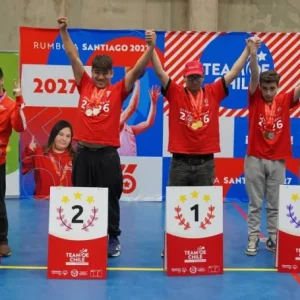 siete-medallas-alimentan-el-sueno-mundialista-de-la-natacion-regional