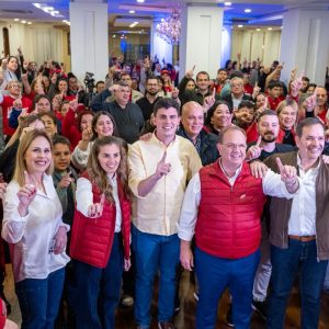 camilo-perez-y-jose-plate-sellan-unidad-coloo-para-transformar-asu