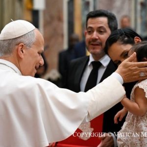 latorre-visito-al-papa-leon-xiv-y-lo-invito-a-paraguay!