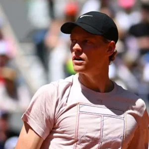 sinner-no-logra-recuperarse-y-se-baja-del-us-open