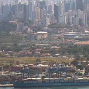 au-panama,-de-profondes-inegalites-sociales,-heritage-de-la-segregation-raciale