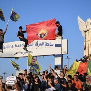 a-kobane,-lepineux-processus-dintegration-des-zones-kurdes-a-la-syrie-dahmed-al-charaa