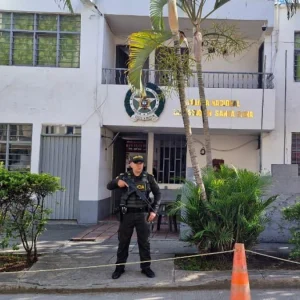 cayo-alias-bairon,-presunto-integrante-de-la-red-de-apoyo-del-frente-‘adan-izquierdo’,-tras-el-atentado-a-la-subestacion-de-policia-en-el-cerrito