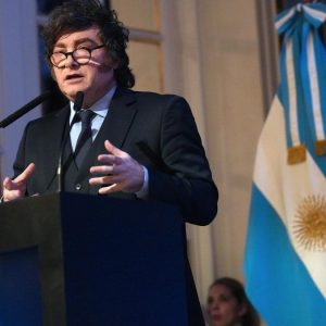 javier-milei-envio-un-mensaje-a-los-mercados:-“tenemos-cerrado-el-financiamiento-hasta-fin-del-mandato”