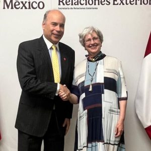 peru-inicia-conversaciones-con-mexico-para-eliminar-visa-a-turistas-peruanos