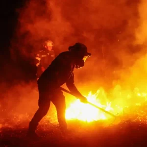 gobernadora-del-tolima-denuncia-posibles-manos-criminales-detras-de-los-incendios-que-han-arrasado-mas-de-20.000-hectareas-de-vegetacion